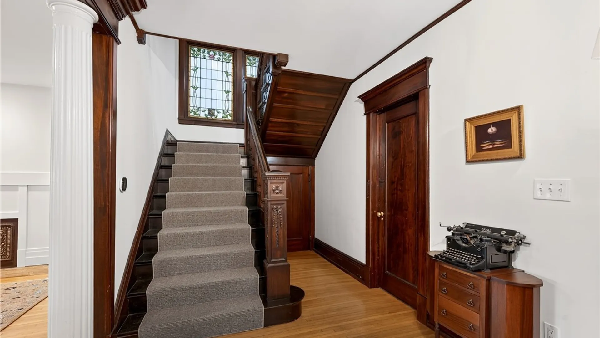 Property at 74 Bidwell Parkway, Buffalo, NY 14222 24