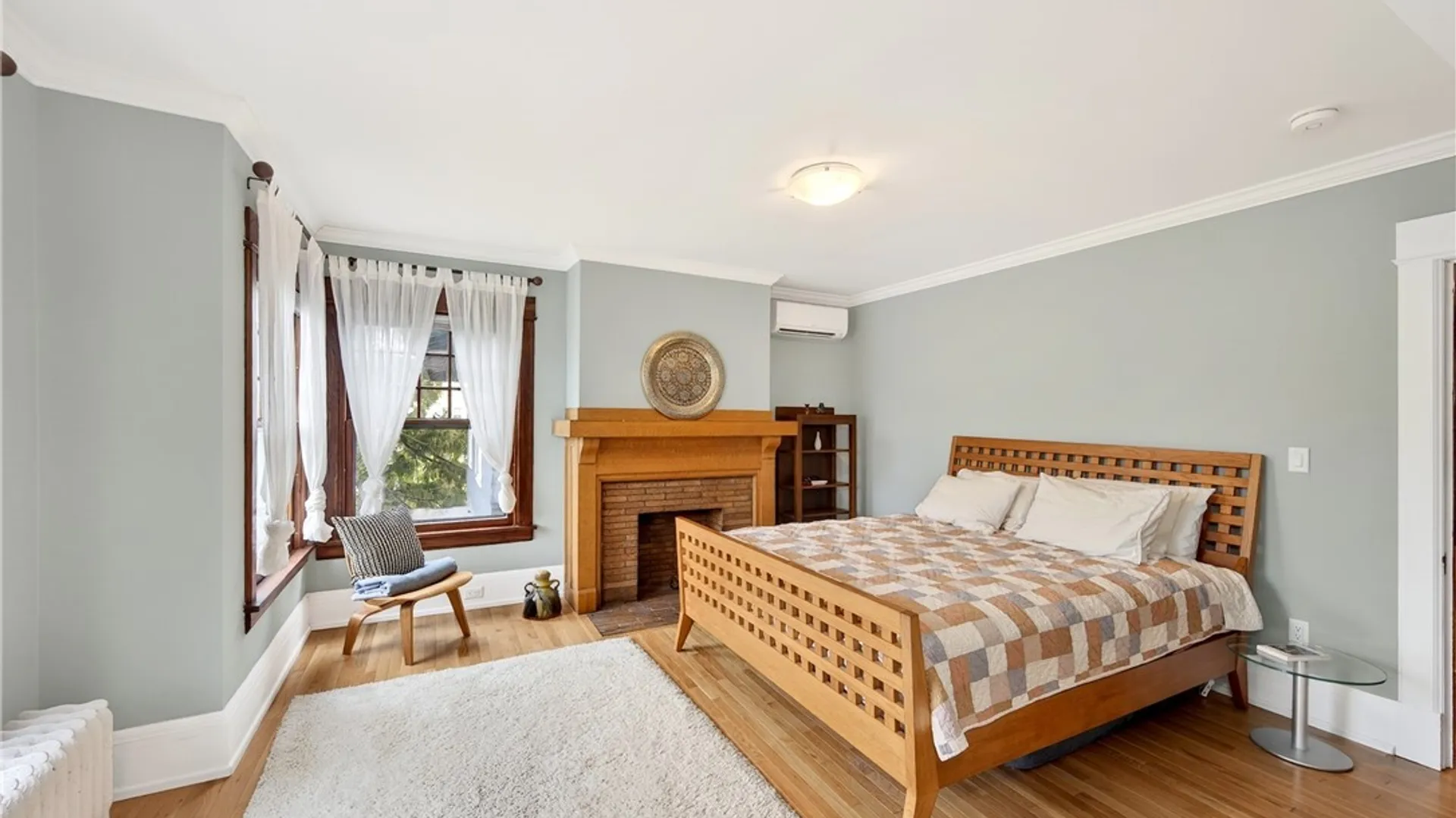 Property at 74 Bidwell Parkway, Buffalo, NY 14222 29