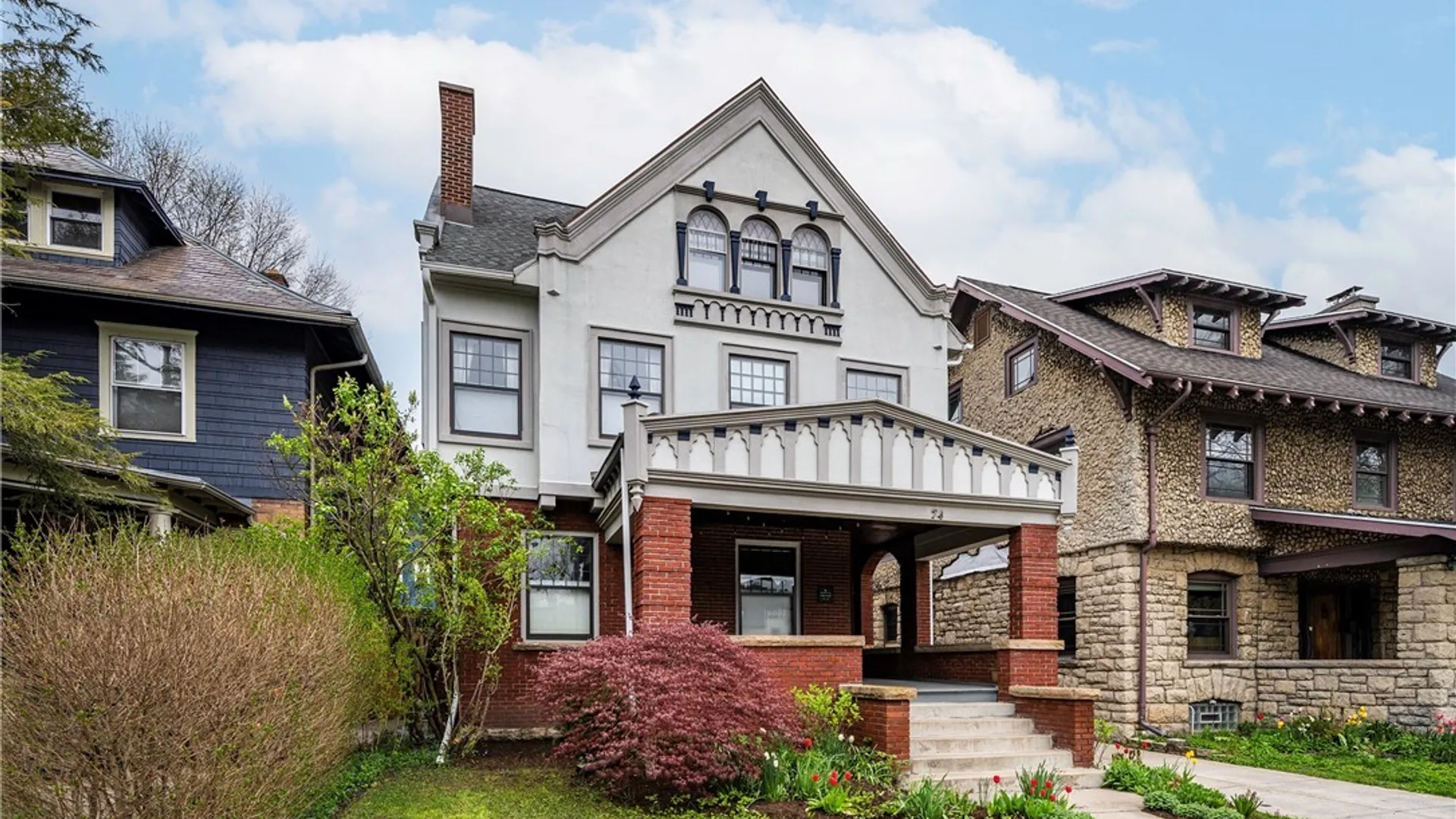 Property at 74 Bidwell Parkway, Buffalo, NY 14222 3