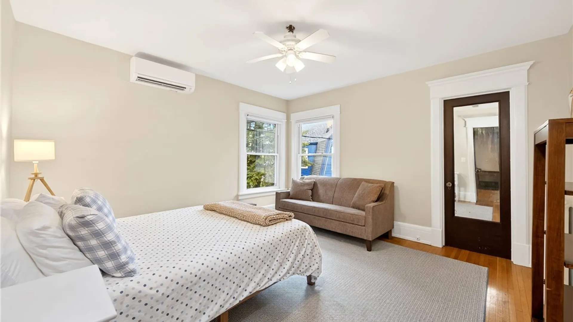 Property at 74 Bidwell Parkway, Buffalo, NY 14222 38