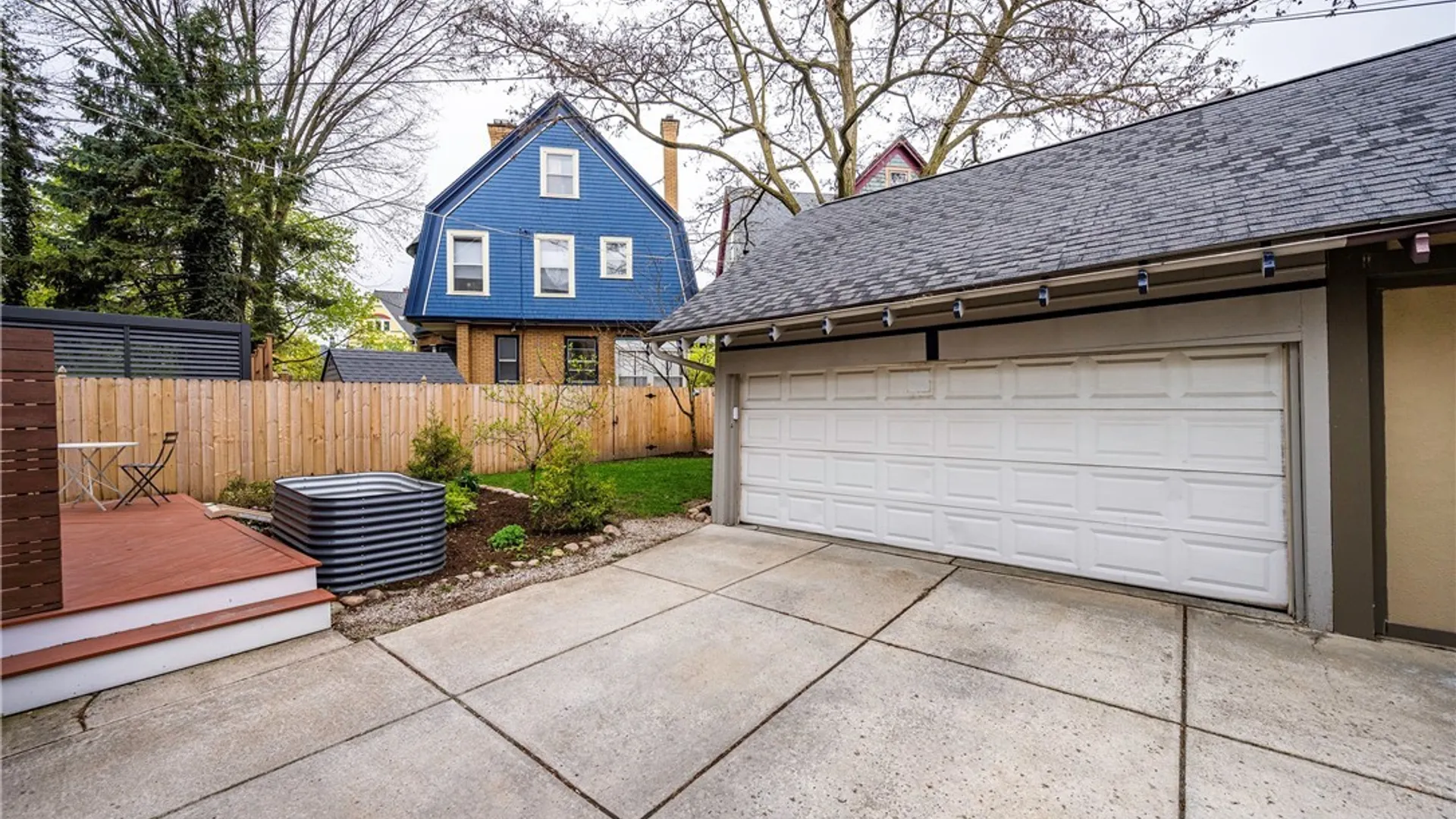 Property at 74 Bidwell Parkway, Buffalo, NY 14222 43