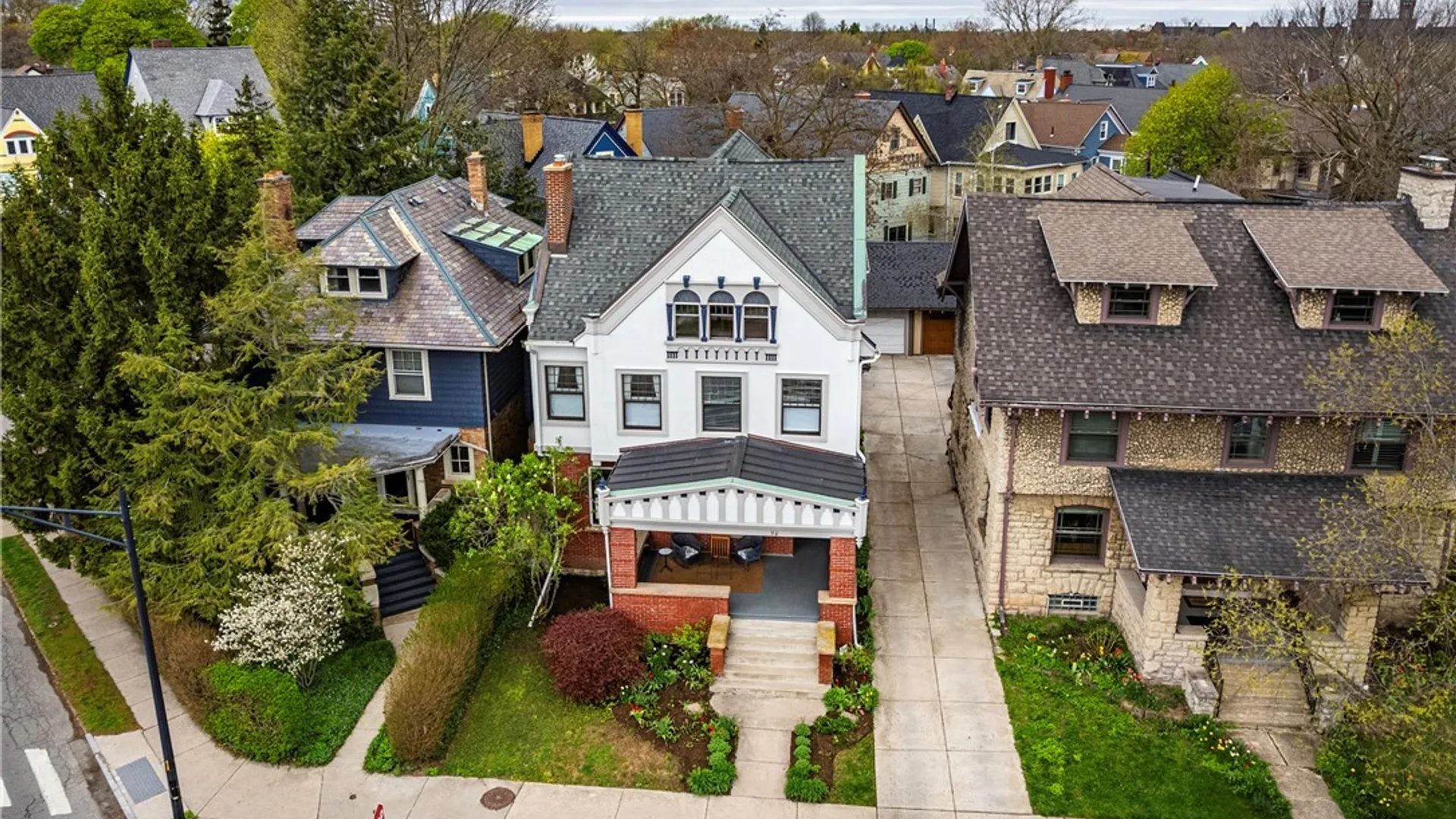 Property at 74 Bidwell Parkway, Buffalo, NY 14222 47