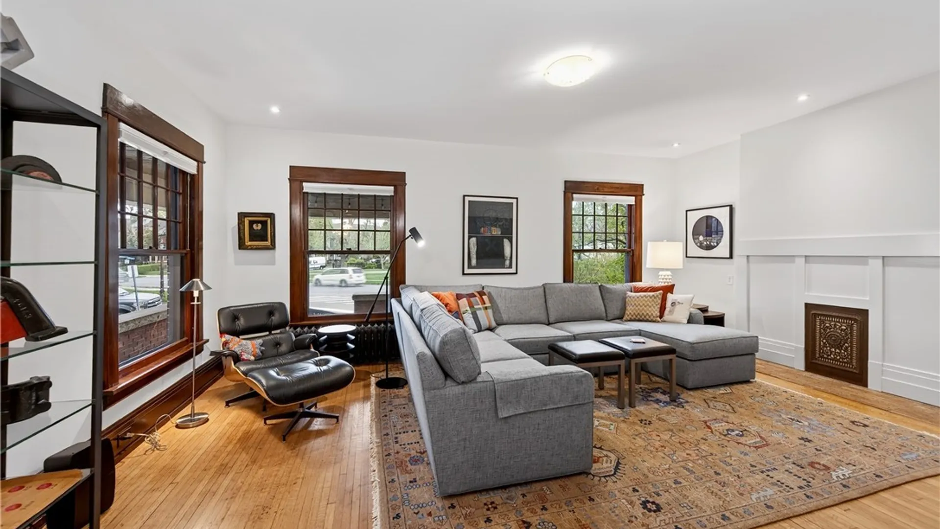 Property at 74 Bidwell Parkway, Buffalo, NY 14222 9