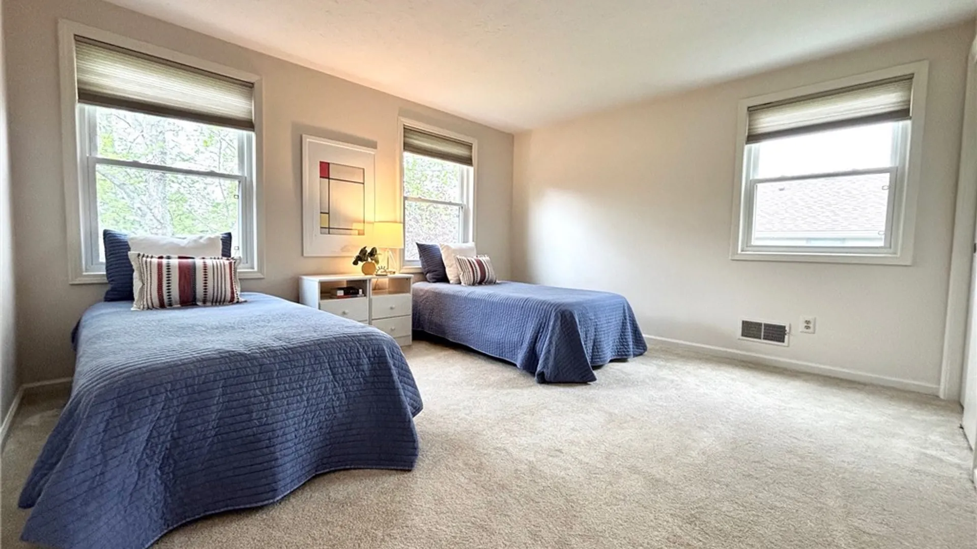Property at 64 Framingham Lane, Pittsford, NY 14534 28