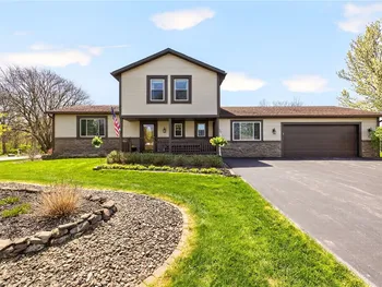 Property at 41 Woodstock Lane, Clarkson, NY 14420