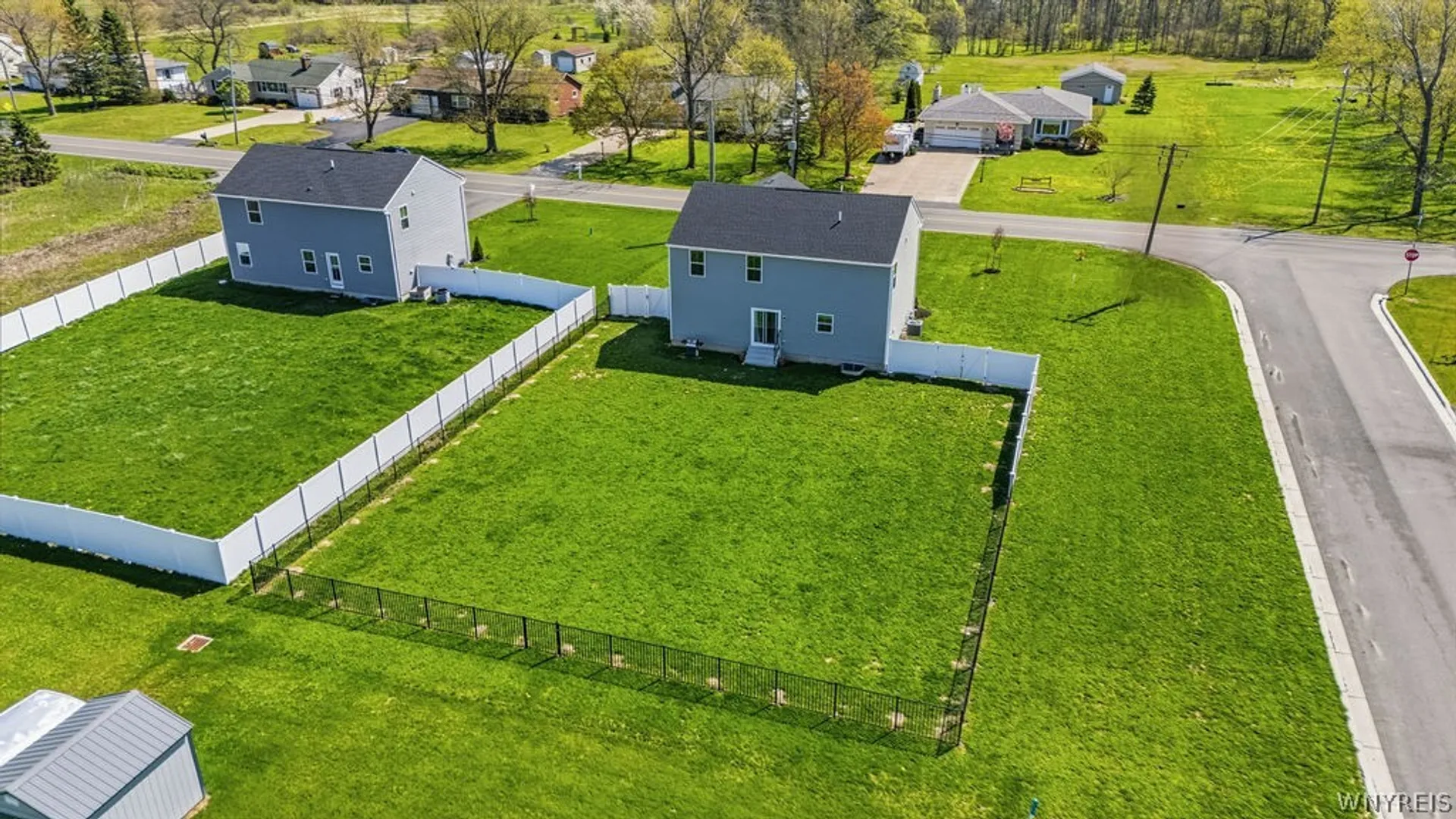 Property at 6228 Hoover Road, Wheatfield, NY 14132 4