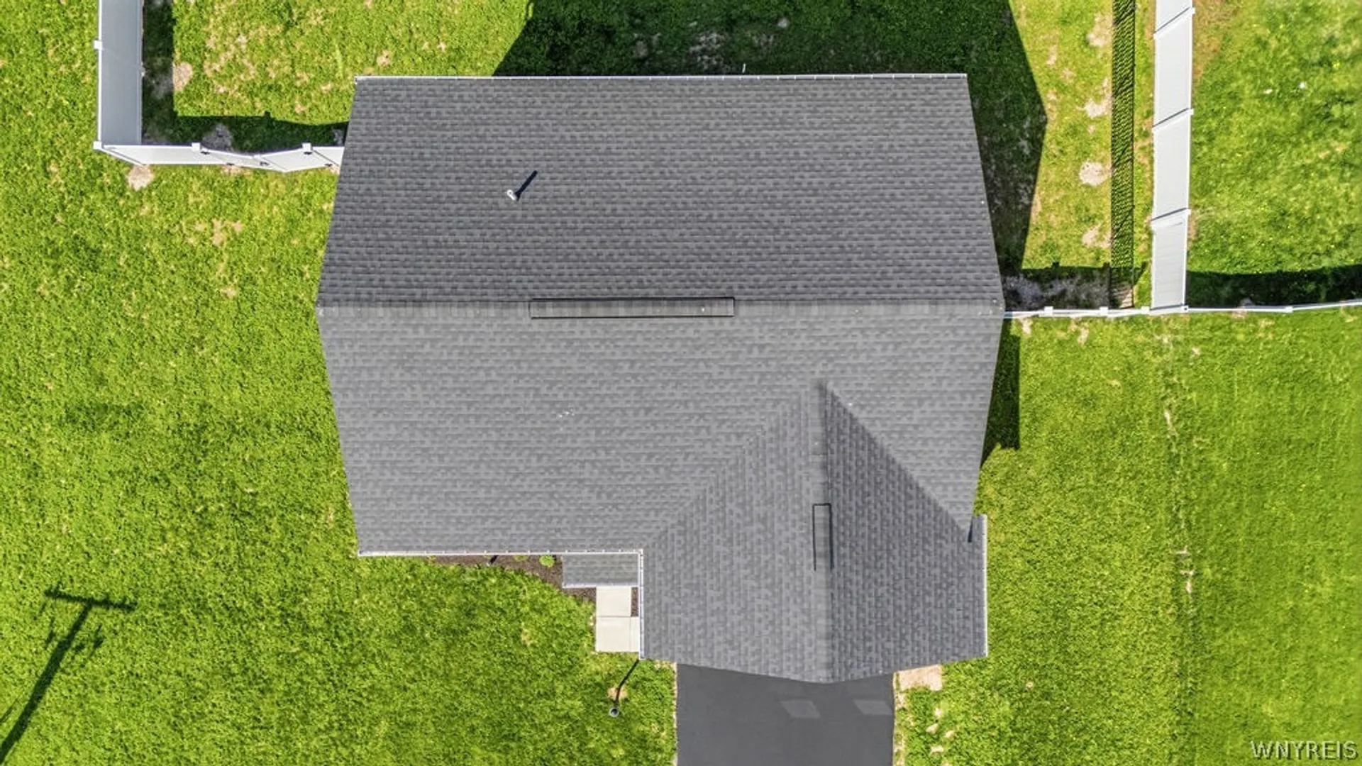 Property at 6228 Hoover Road, Wheatfield, NY 14132 7