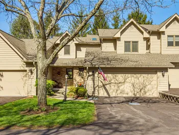 Property at 3 Colonial Circle, Perinton, NY 14450