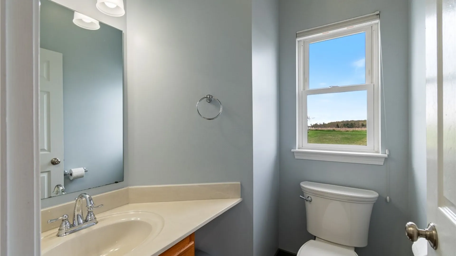 Property at 62 Beech Hill Crescent, Henrietta, NY 14534 25
