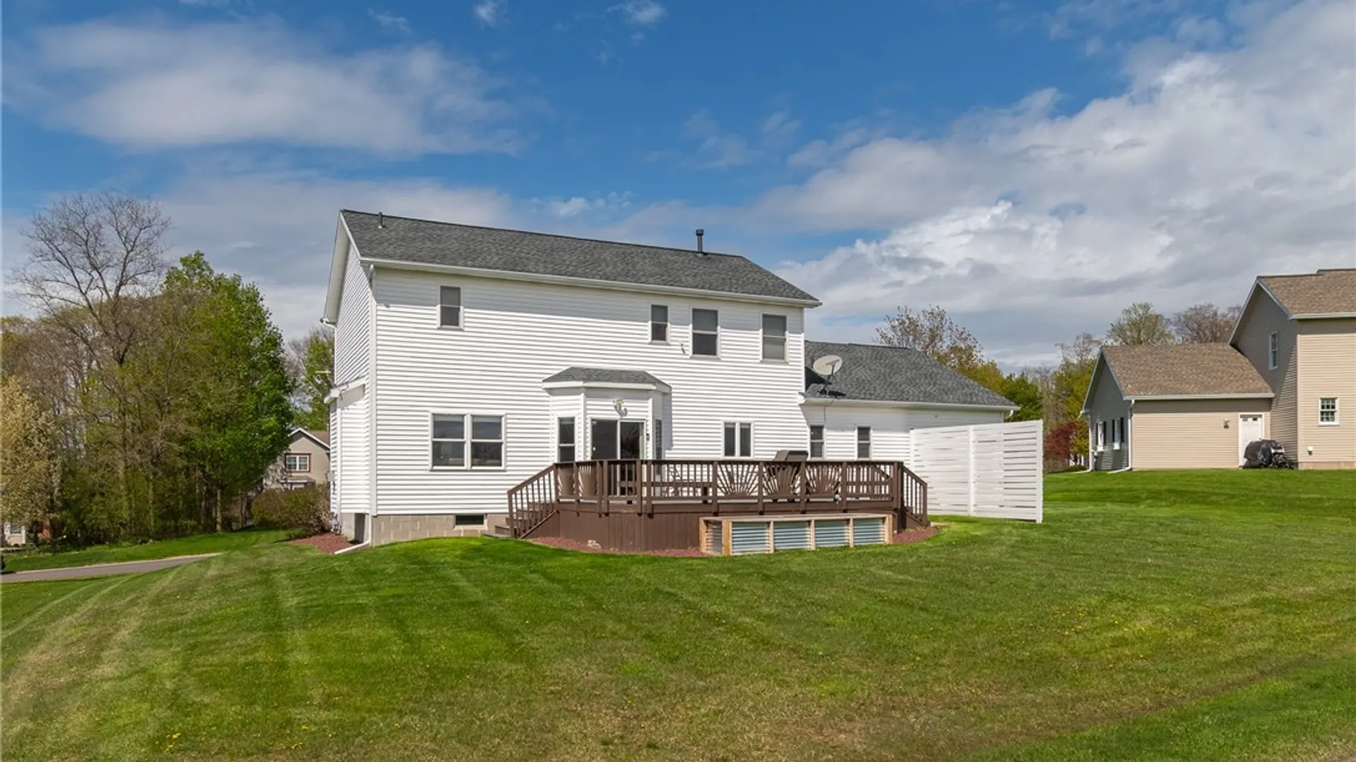 Property at 62 Beech Hill Crescent, Henrietta, NY 14534 5