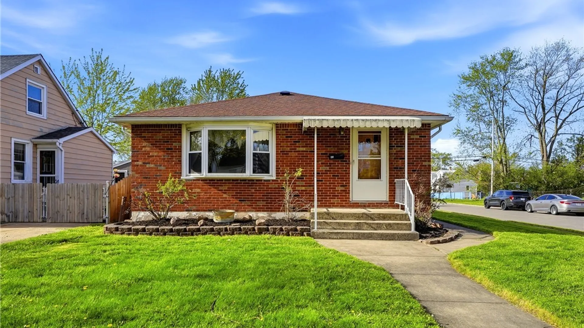 Property at 180 Mcconkey Drive, Tonawanda, NY 14223 2