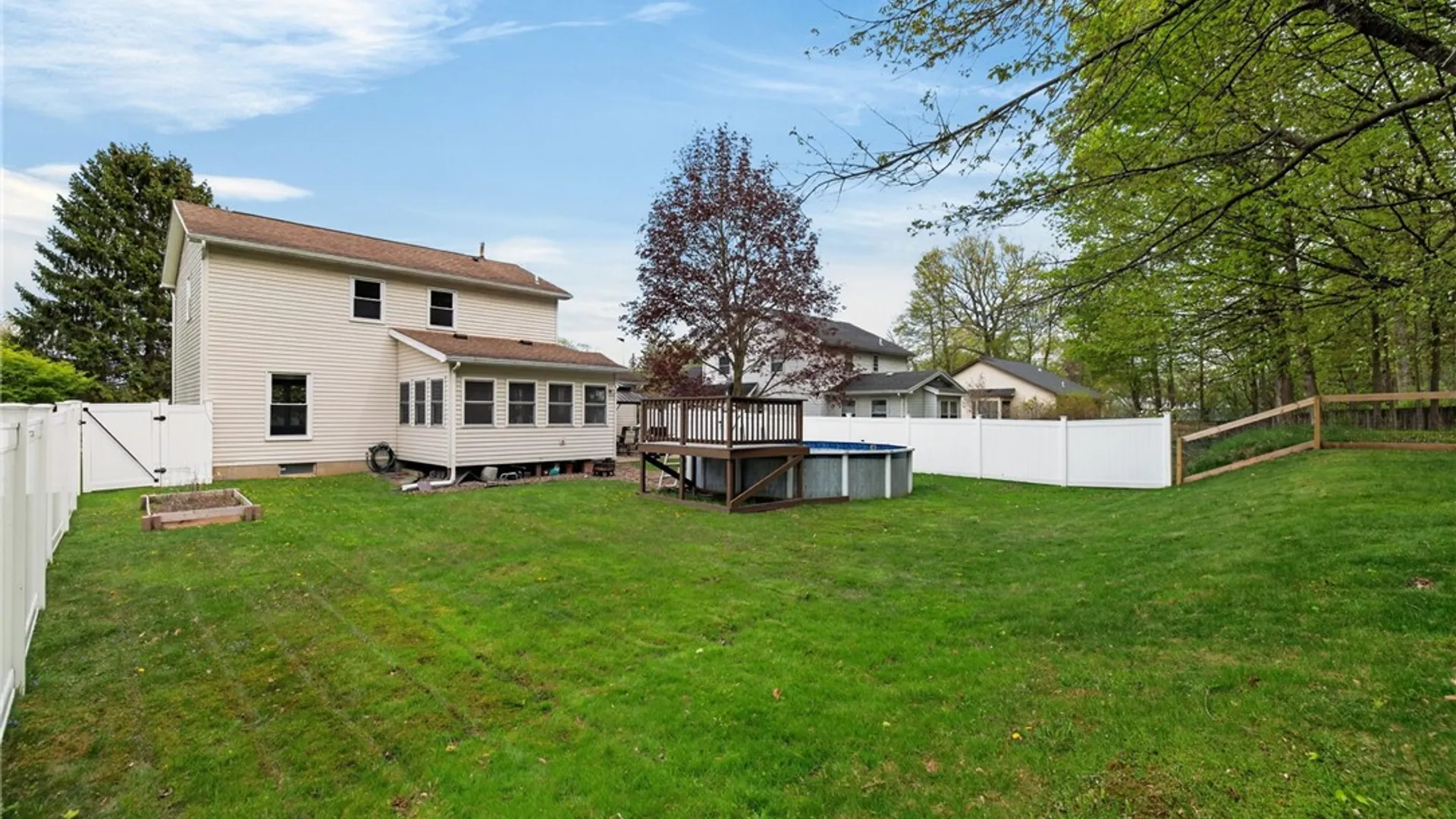 Property at 45 Cheshire Lane, Gates, NY 14624 26