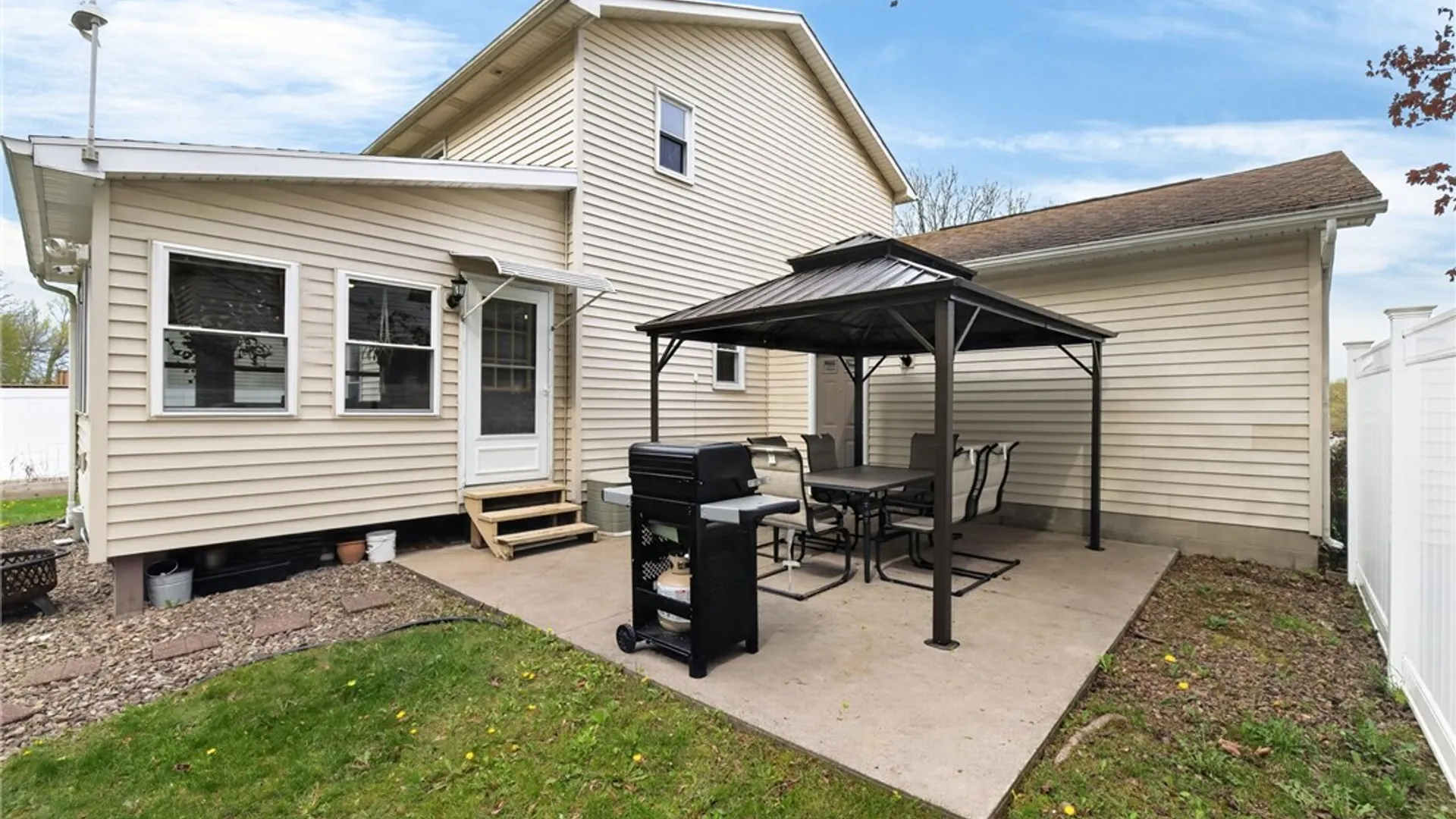 Property at 45 Cheshire Lane, Gates, NY 14624 28