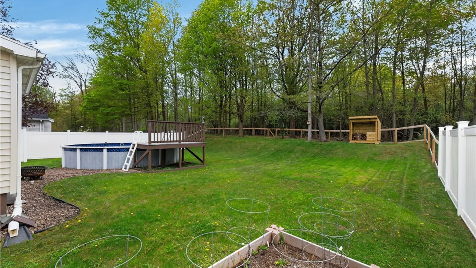 Property at 45 Cheshire Lane, Gates, NY 14624 31