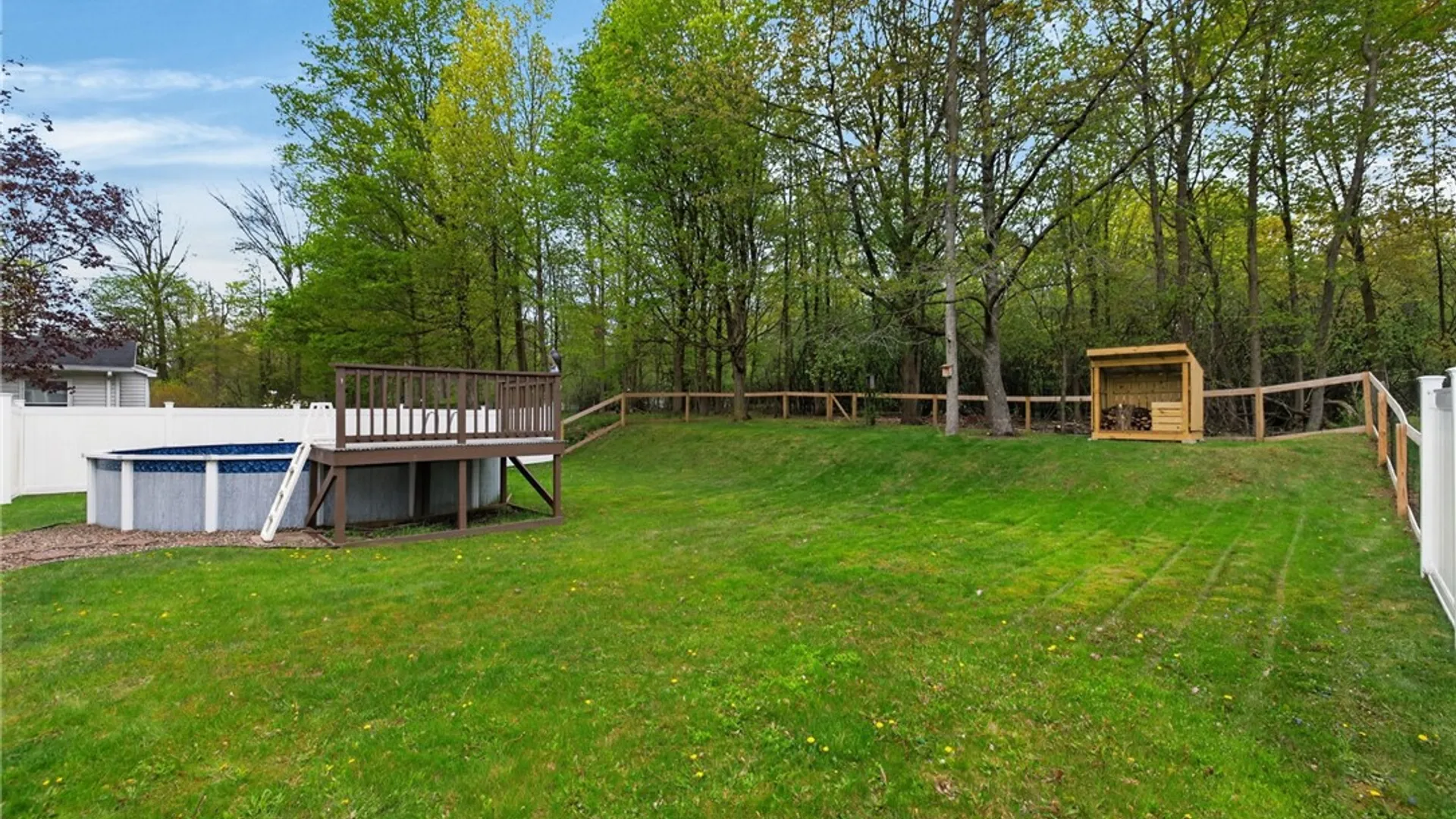 Property at 45 Cheshire Lane, Gates, NY 14624 32