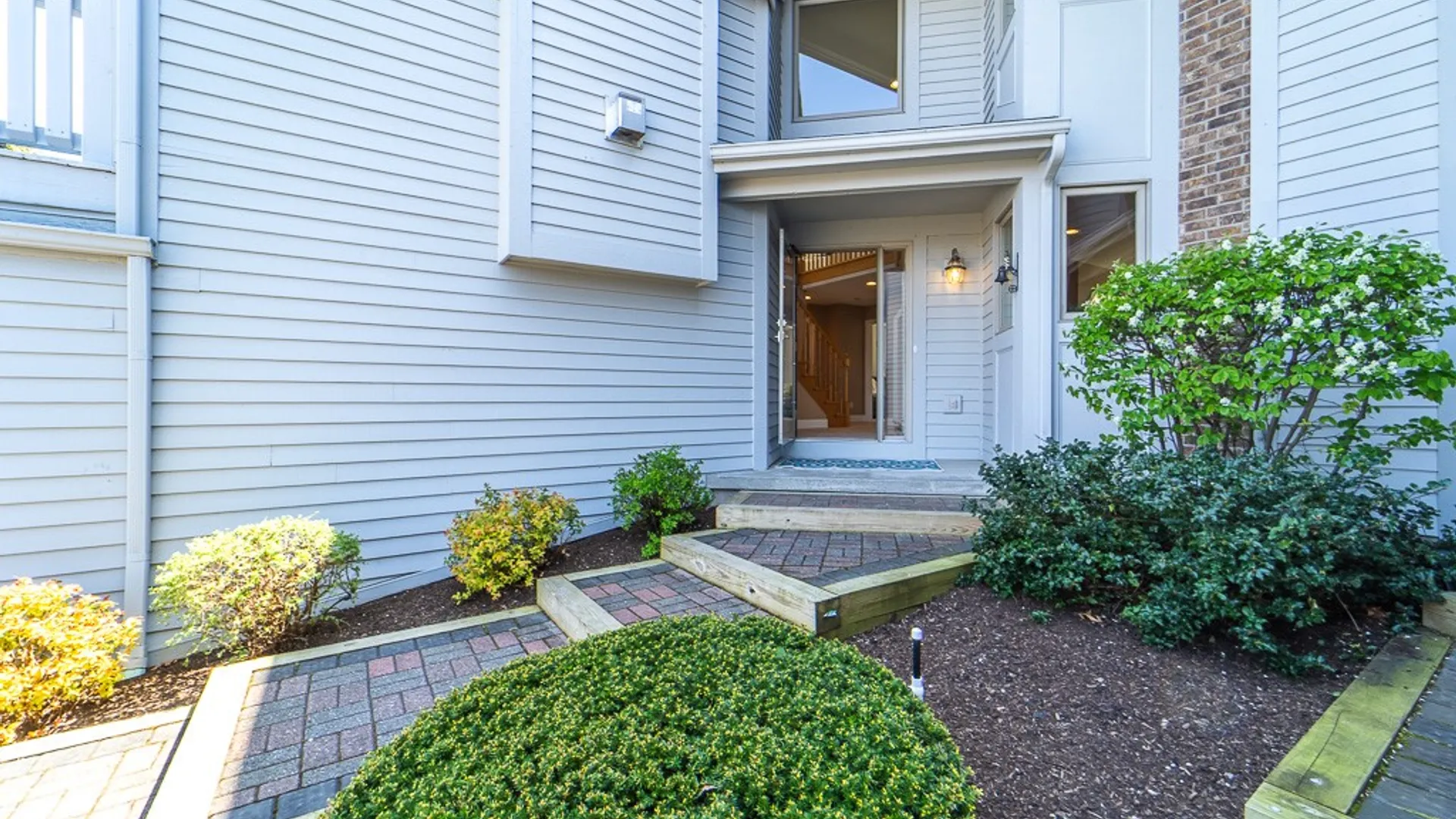 Property at 676 Midship Circle Circle, Webster, NY 14580 2
