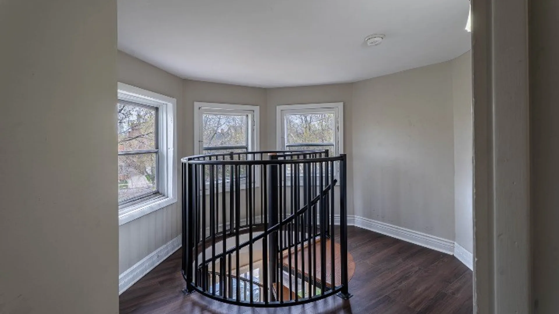 Property at 117 Bidwell Parkway, Buffalo, NY 14222 5