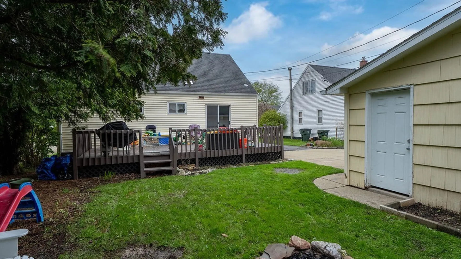 Property at 71 Canisius Court, Cheektowaga, NY 14043 7
