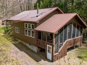 11 Wall Street, Amboy, NY 13028