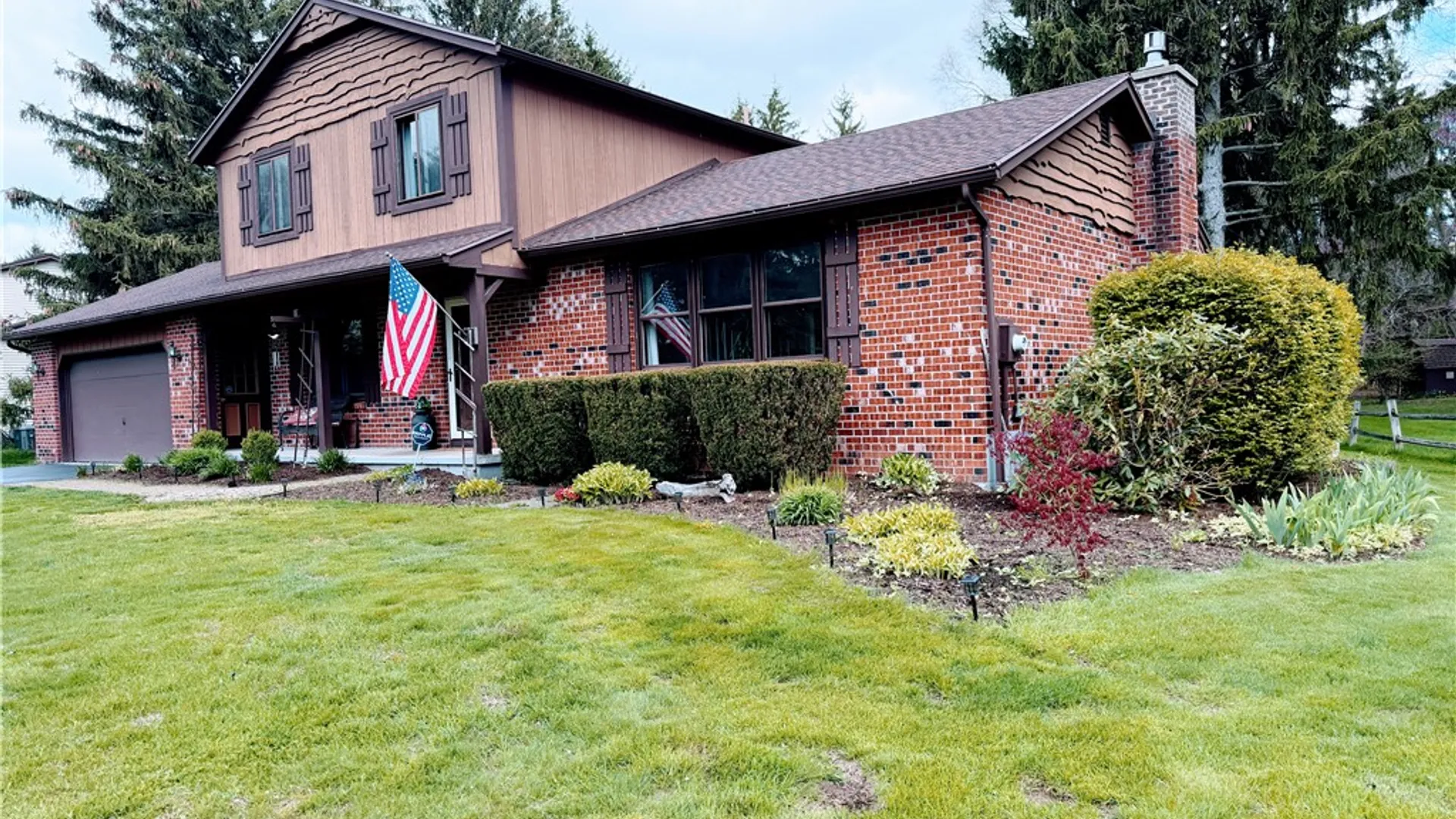 Property at 6 High Point Drive, Parma, NY 14559 2