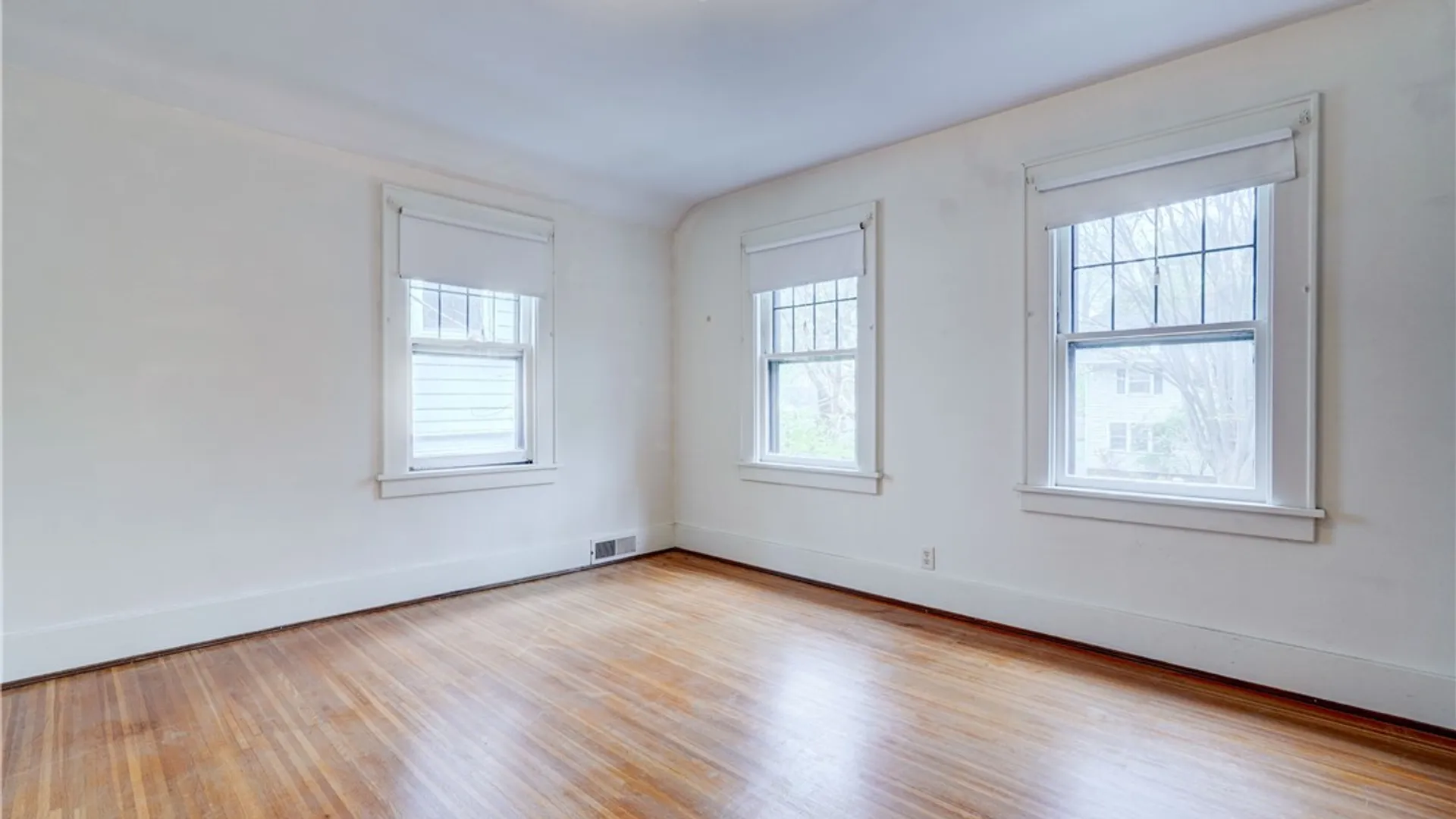 Property at 37 Highland Parkway, Rochester, NY 14620 28