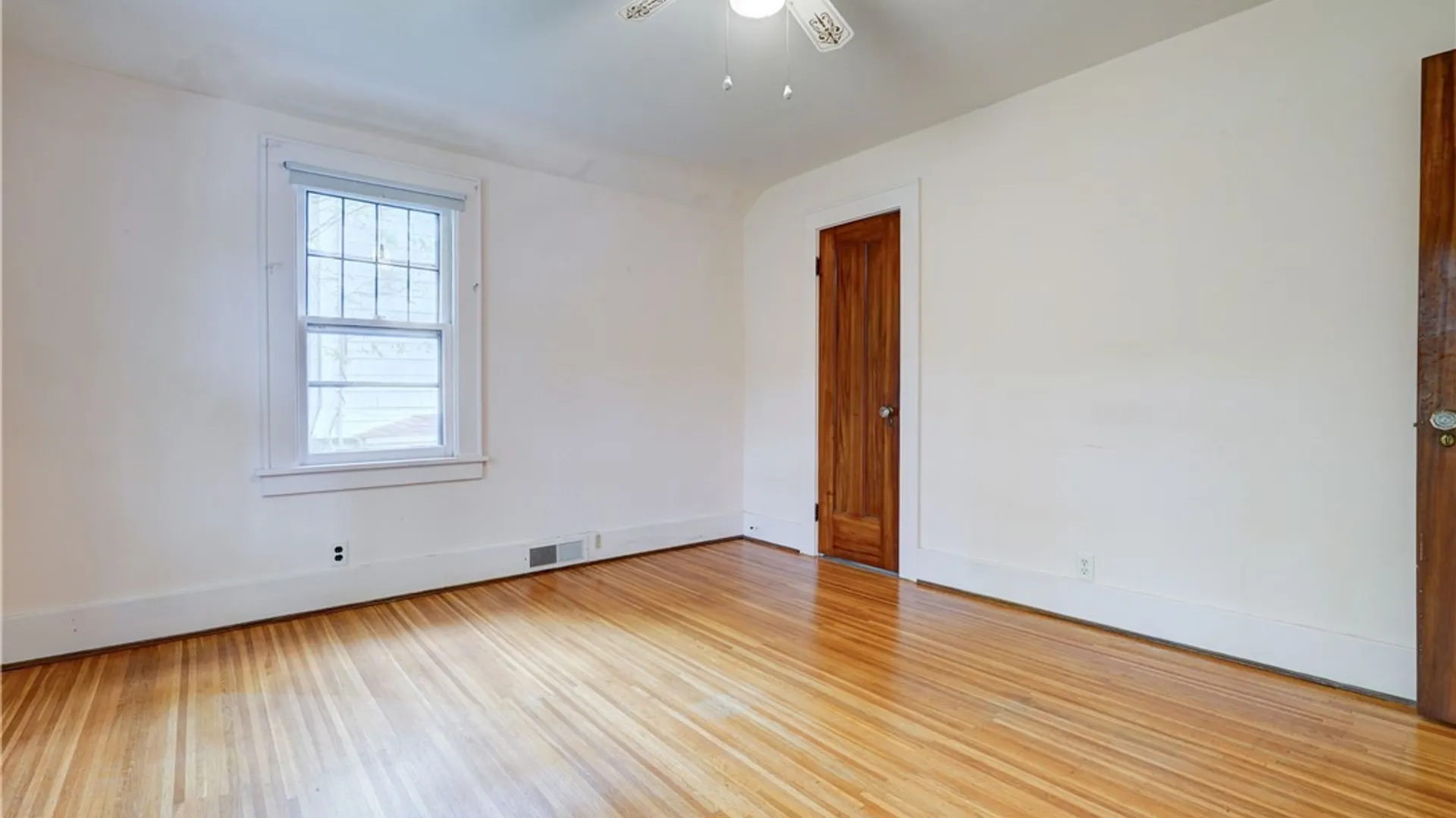Property at 37 Highland Parkway, Rochester, NY 14620 39