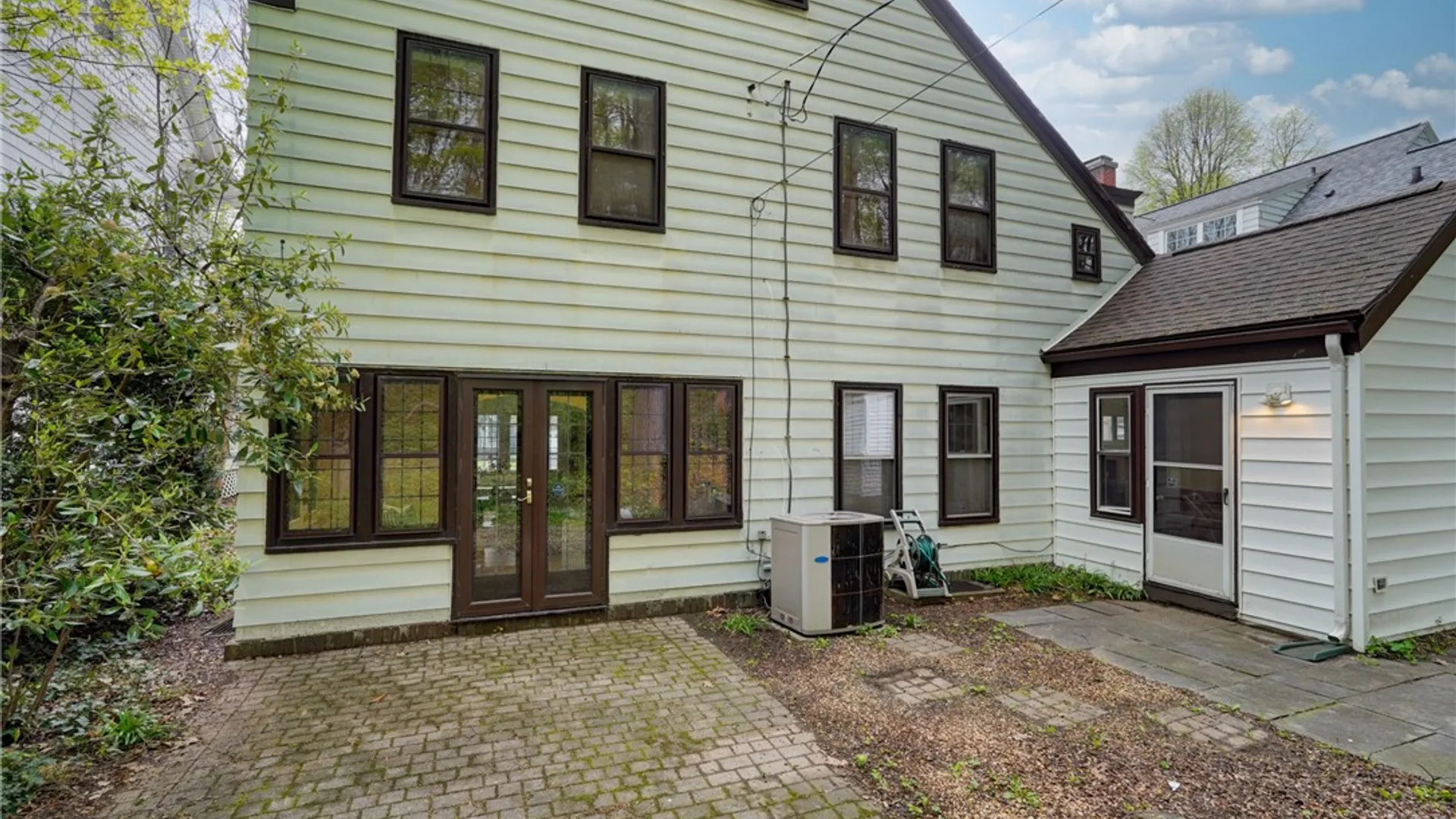 Property at 37 Highland Parkway, Rochester, NY 14620 45