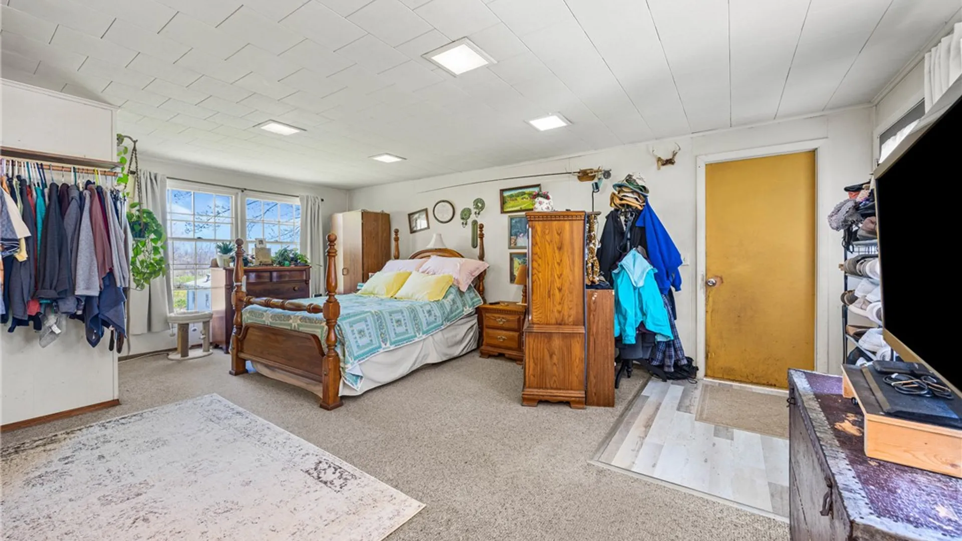 Property at 8510 Ridge Road, Clarkson, NY 14420 15