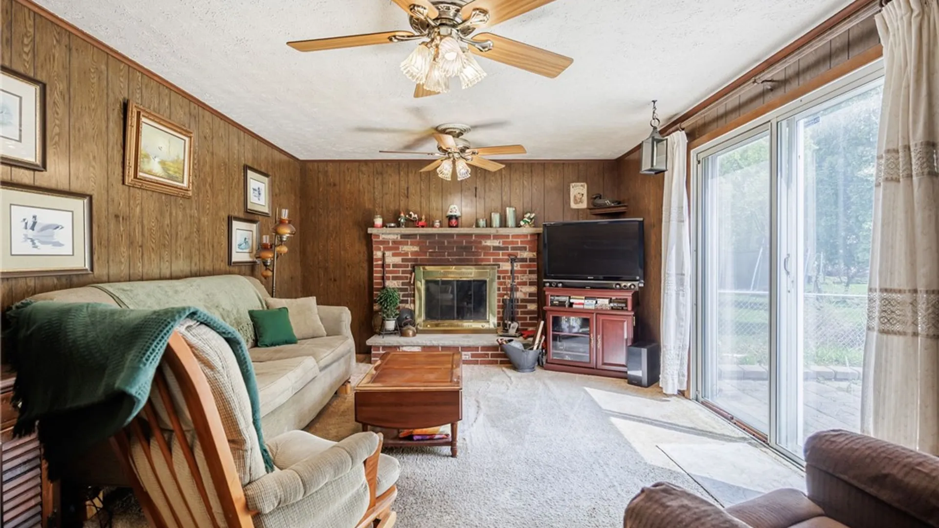 Property at 54 Glen Acre Drive, Henrietta, NY 14534 16