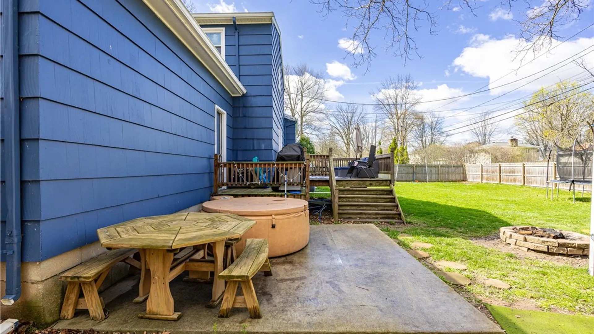 Property at 21 Hartwood Drive, Henrietta, NY 14623 35