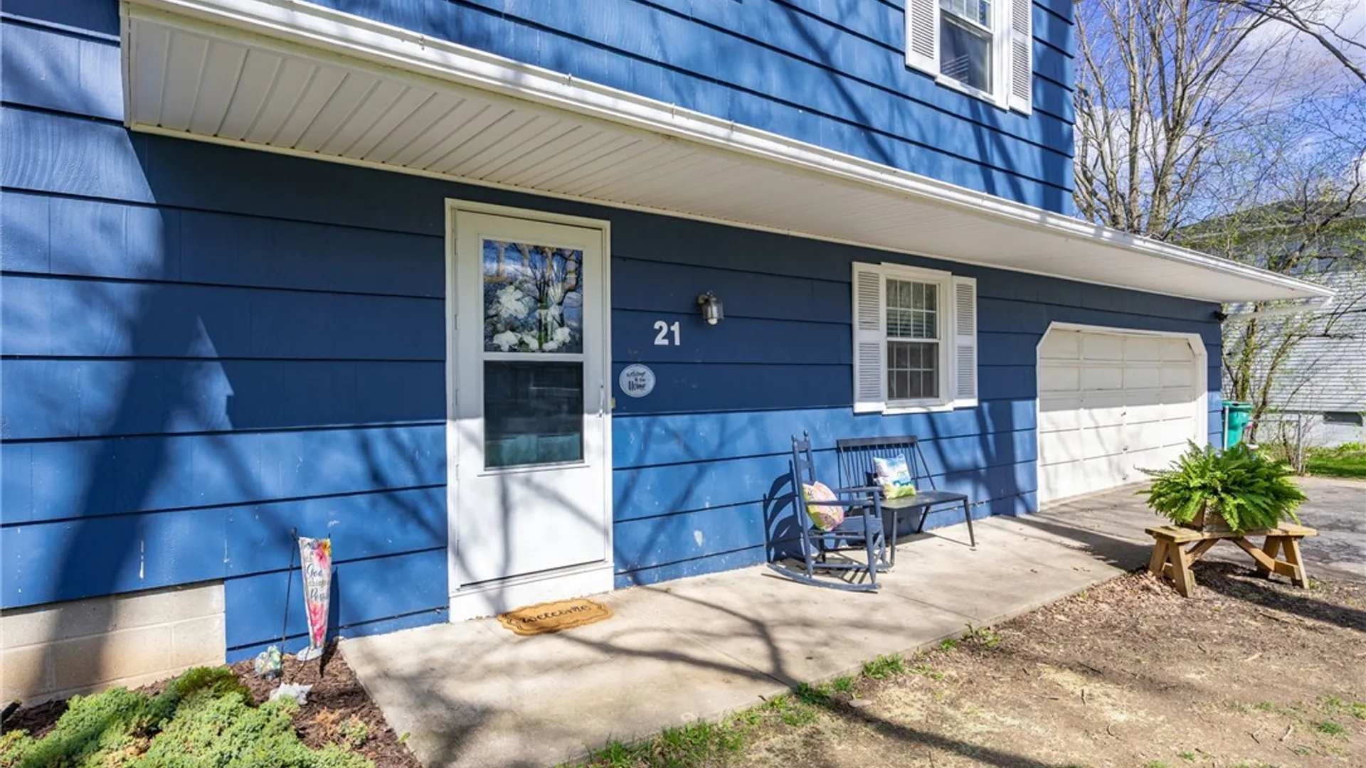 Property at 21 Hartwood Drive, Henrietta, NY 14623 40