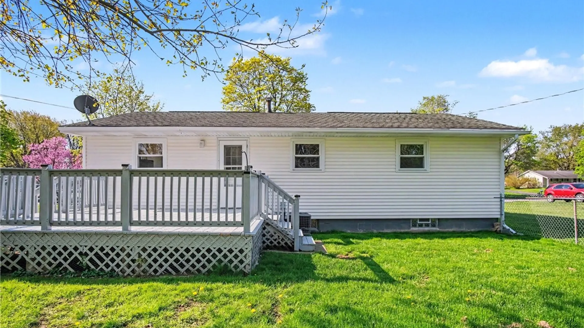 Property at 277 Lycoming Rd, Henrietta, NY 14623 23