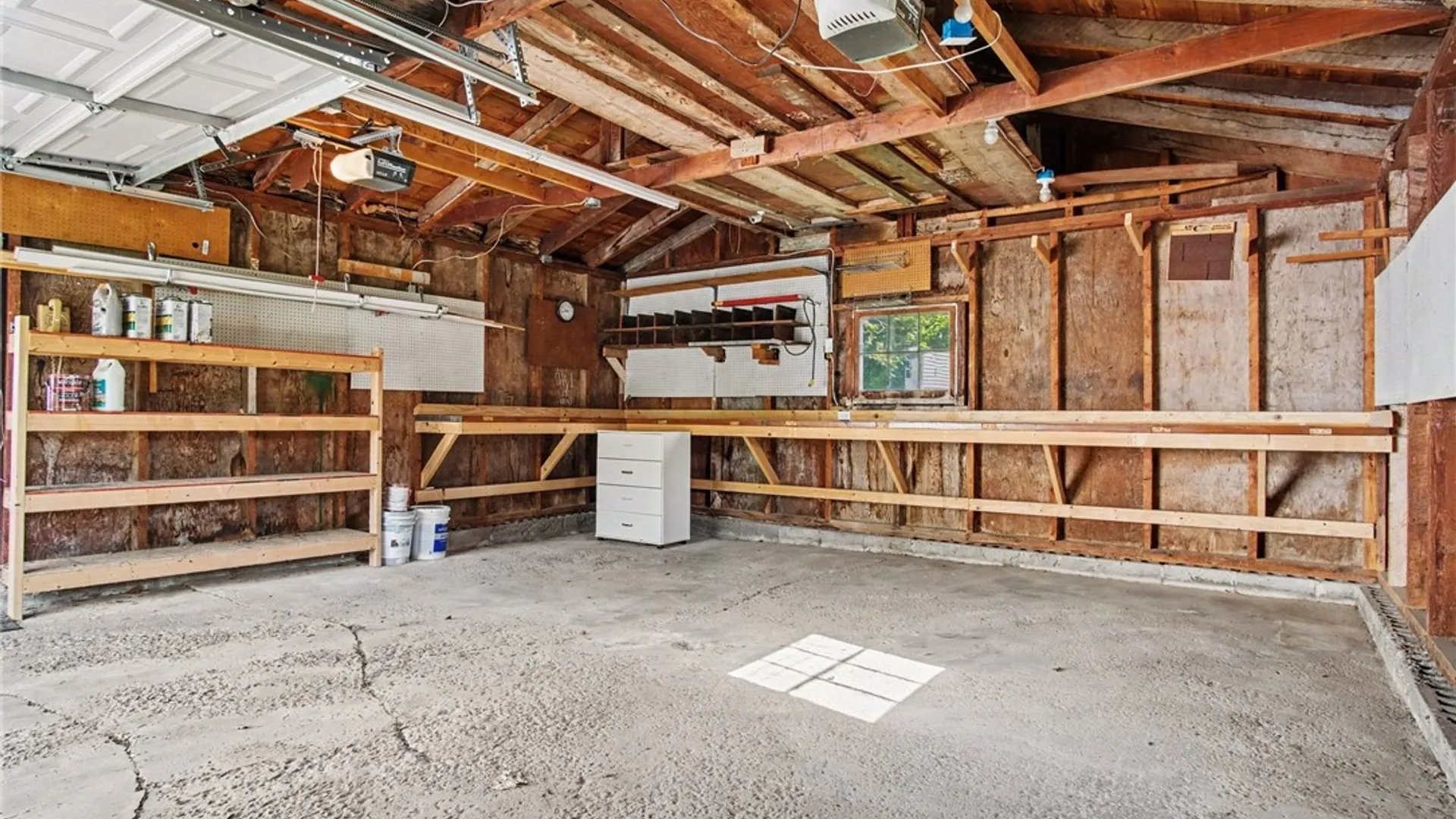 Property at 277 Lycoming Rd, Henrietta, NY 14623 25