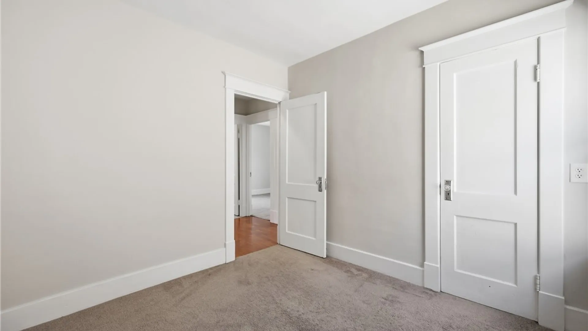 Property at 68 Park #UPPER Avenue, Buffalo, NY 14216 18