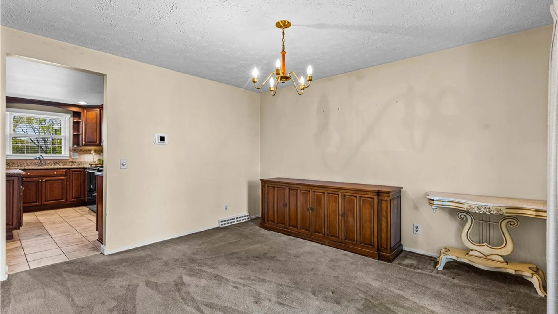 Property at 352 Bridgewood Dr Drive, Greece, NY 14612 15