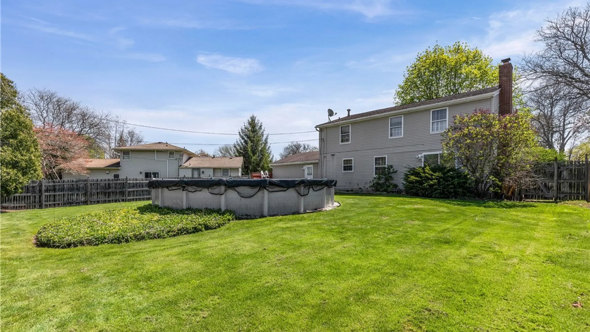Property at 352 Bridgewood Dr Drive, Greece, NY 14612 33