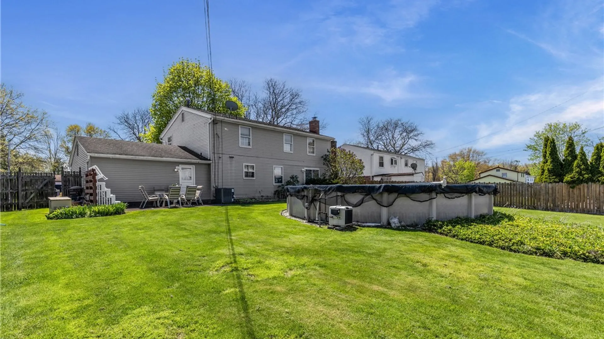 Property at 352 Bridgewood Dr Drive, Greece, NY 14612 34