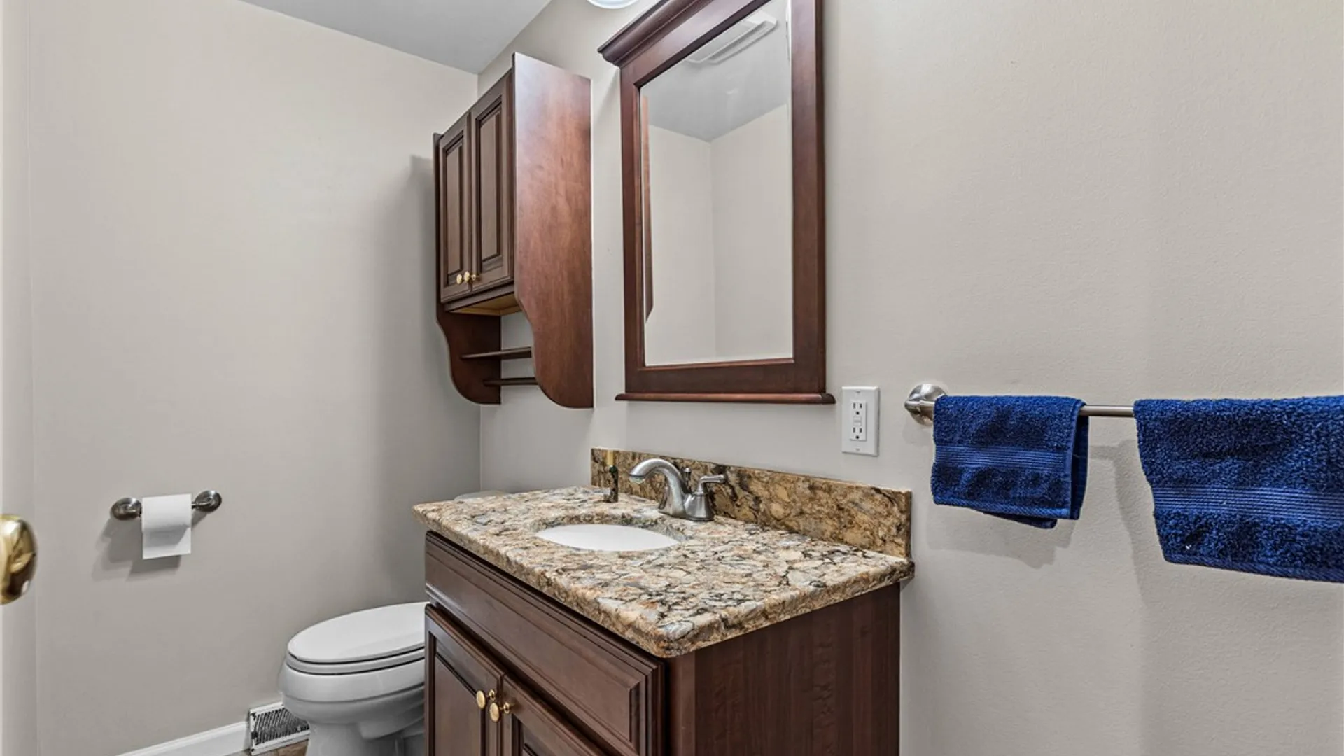 Property at 352 Bridgewood Dr Drive, Greece, NY 14612 6