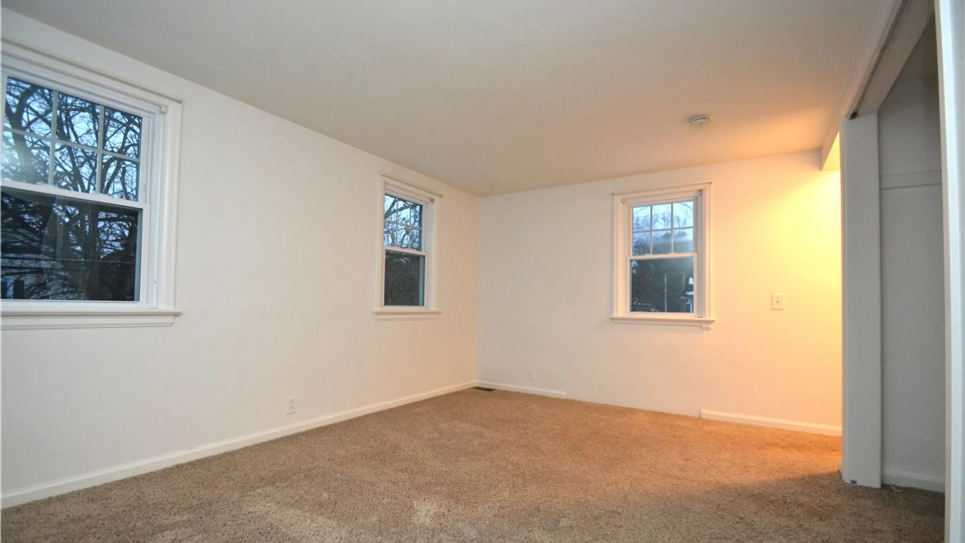 Property at 27 Boughton Avenue, Pittsford, NY 14534 15