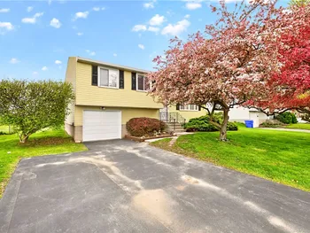 Property at 17 Fox Hollow Drive, Hamlin, NY 14464