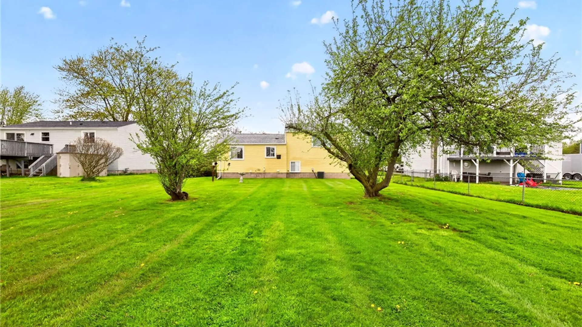 Property at 17 Fox Hollow Drive, Hamlin, NY 14464 20