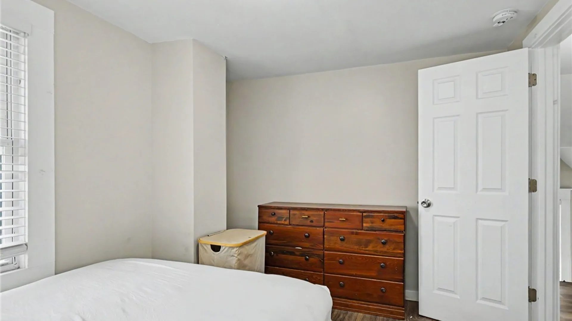 Property at 210 Roycroft Drive, Rochester, NY 14621 15