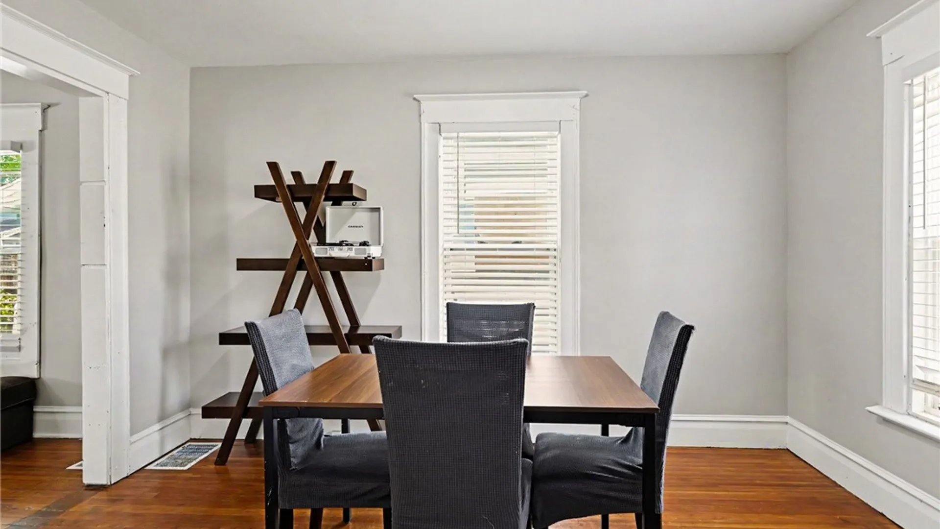 Property at 210 Roycroft Drive, Rochester, NY 14621 9
