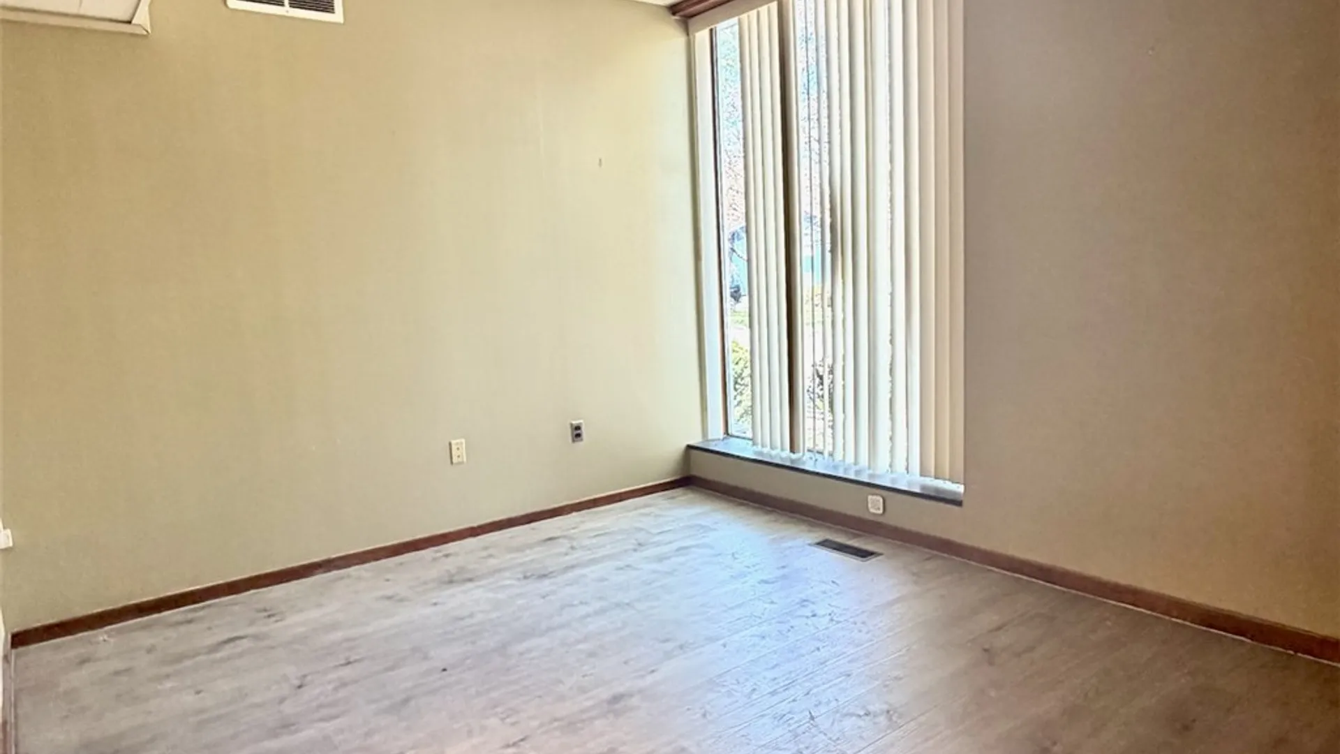 Property at 29 Seneca Street, Oswego, NY 13126 8