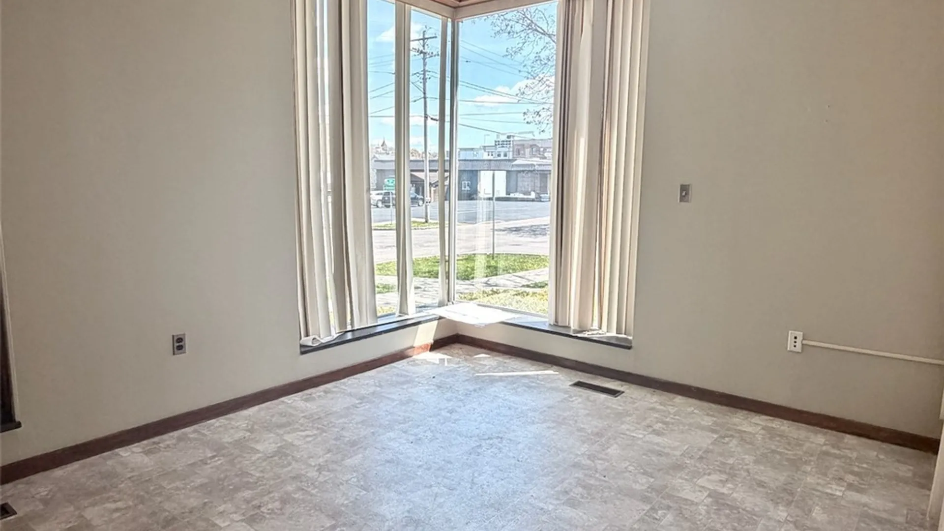 Property at 29 Seneca Street, Oswego, NY 13126 9