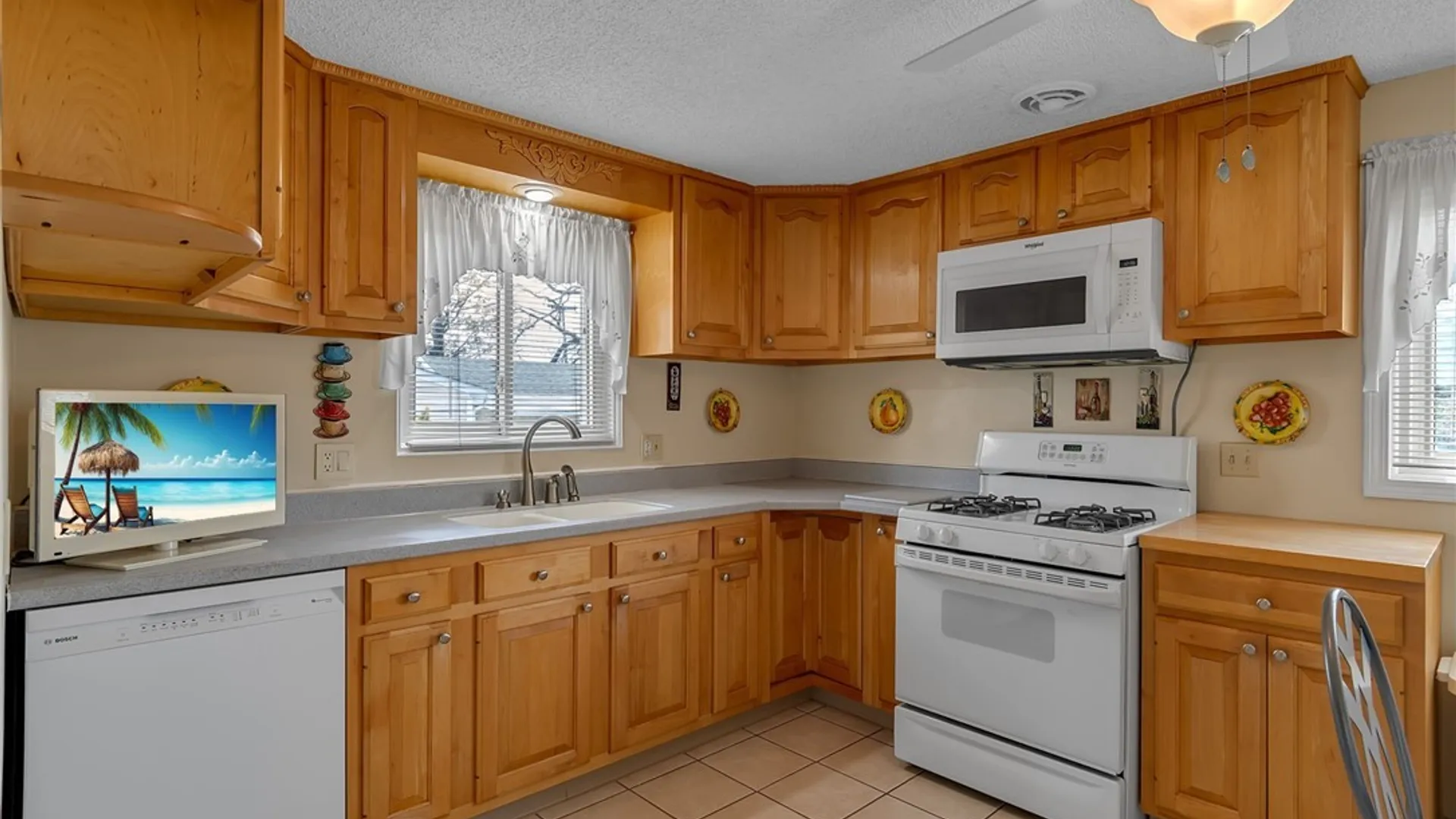 Property at 79 Bannard Avenue, Tonawanda, NY 14150 12