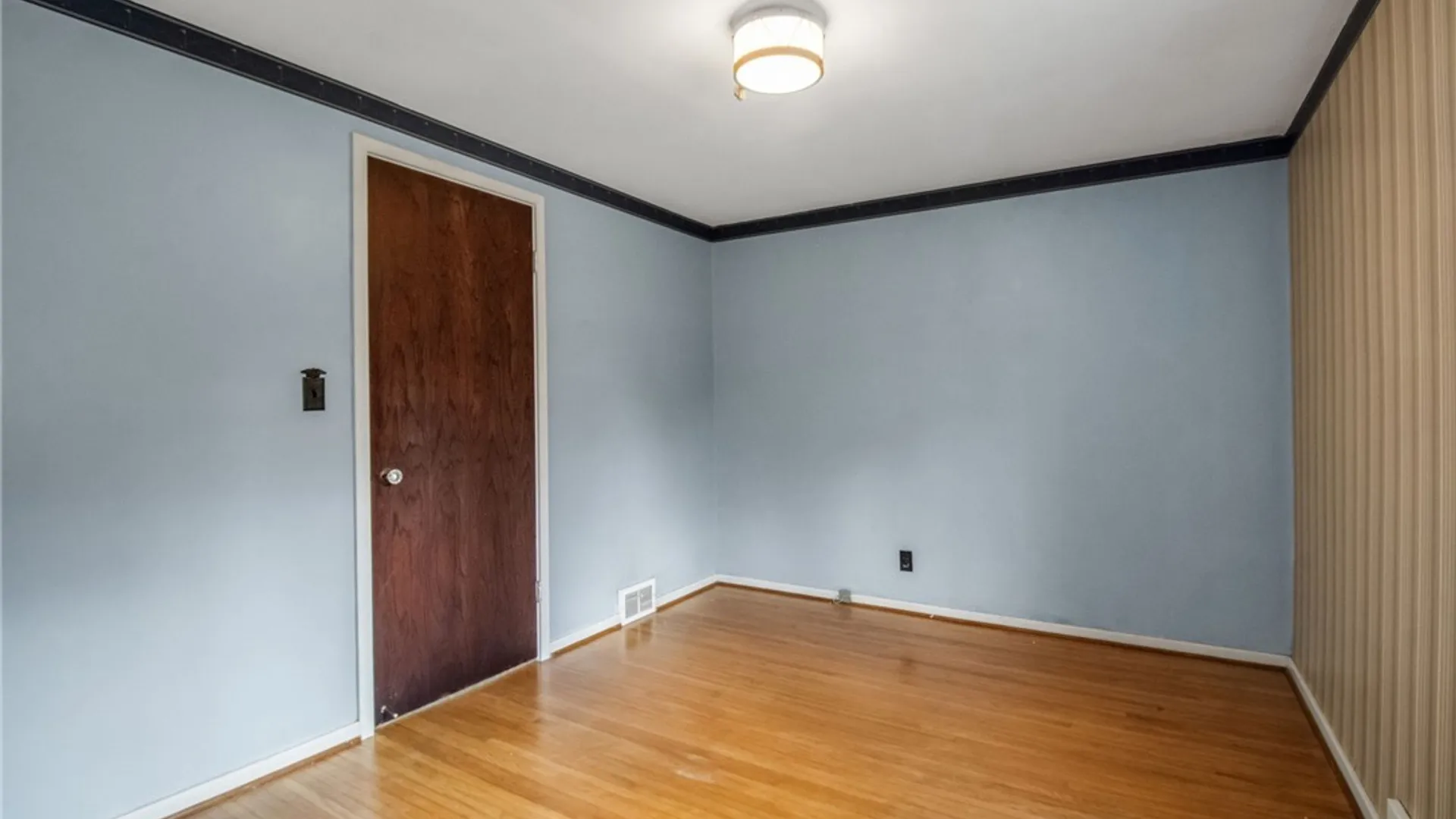 Property at 220 High Park Blvd, Amherst, NY 14226 26