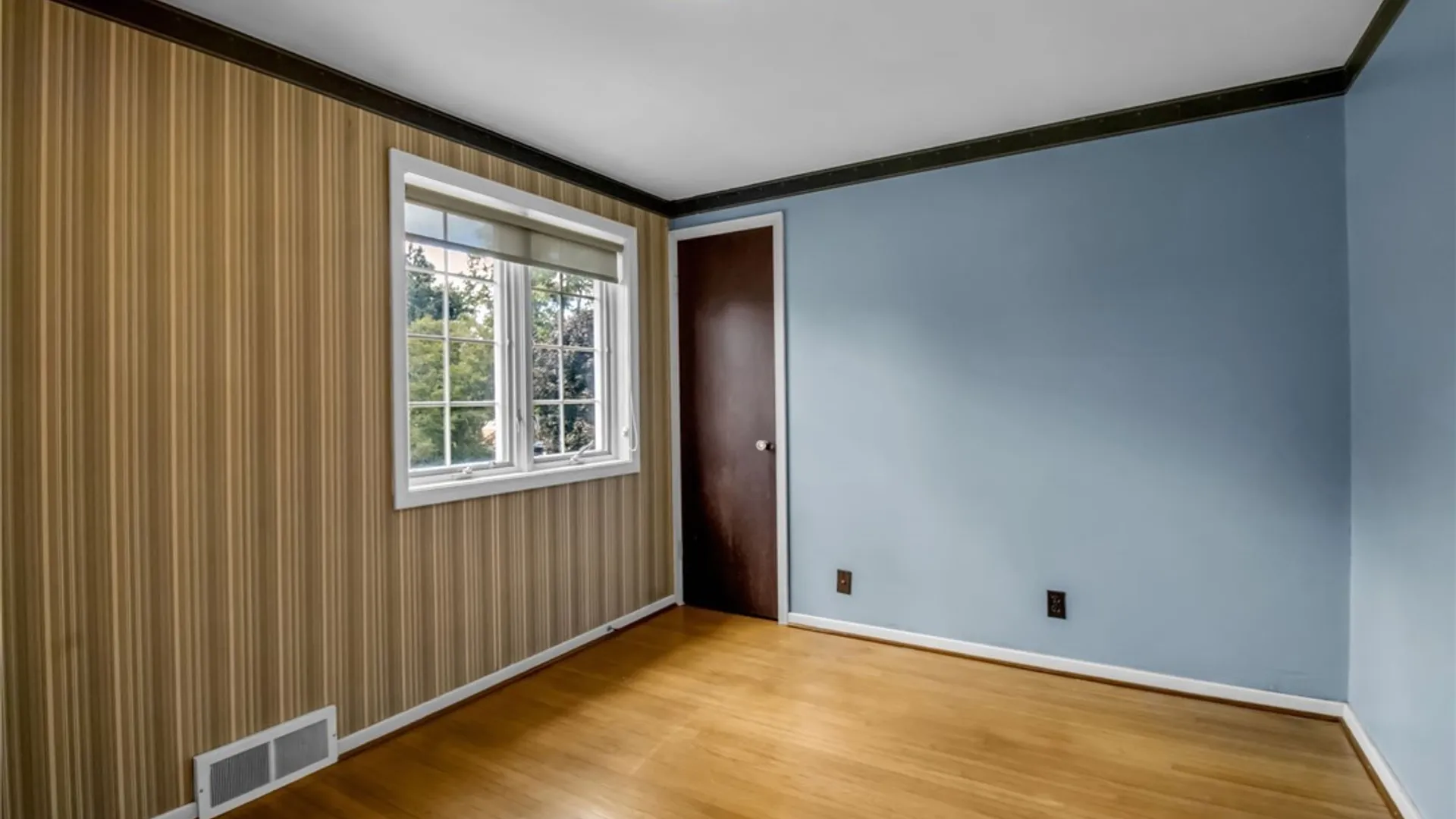 Property at 220 High Park Blvd, Amherst, NY 14226 27