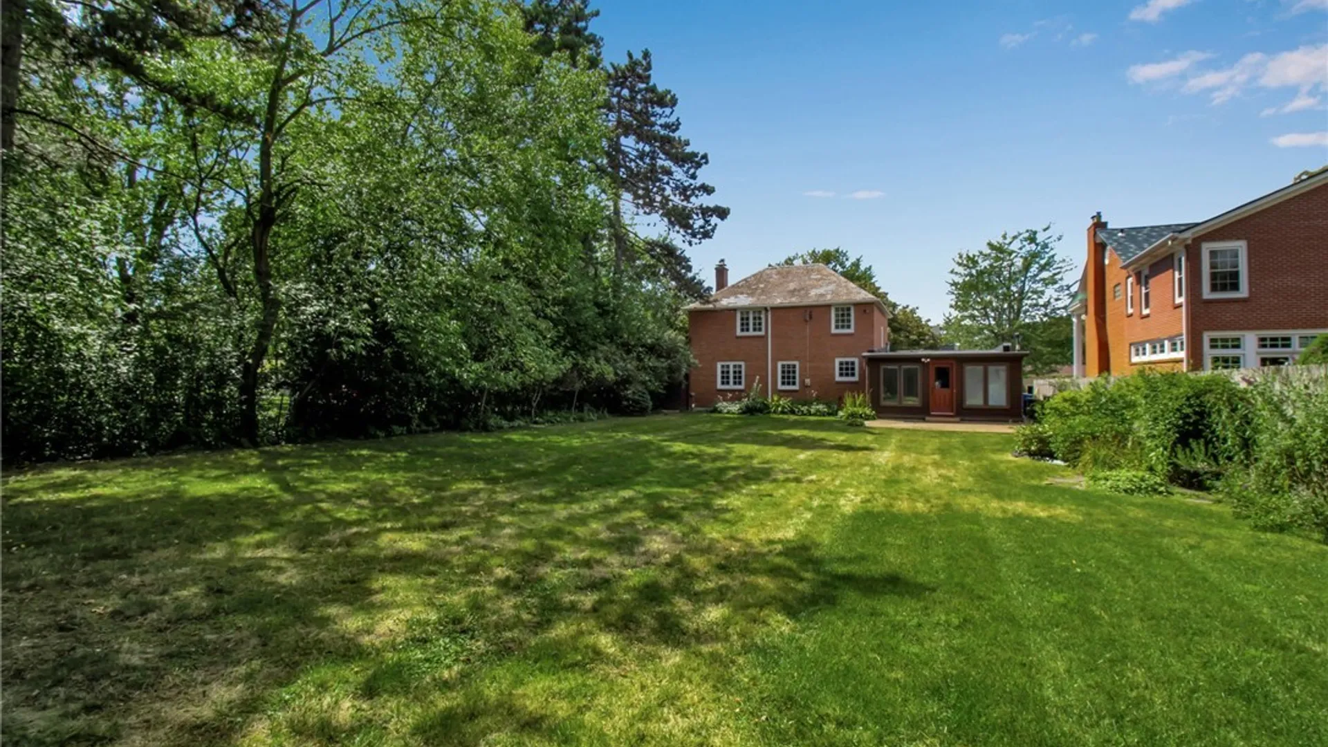 Property at 220 High Park Blvd, Amherst, NY 14226 36