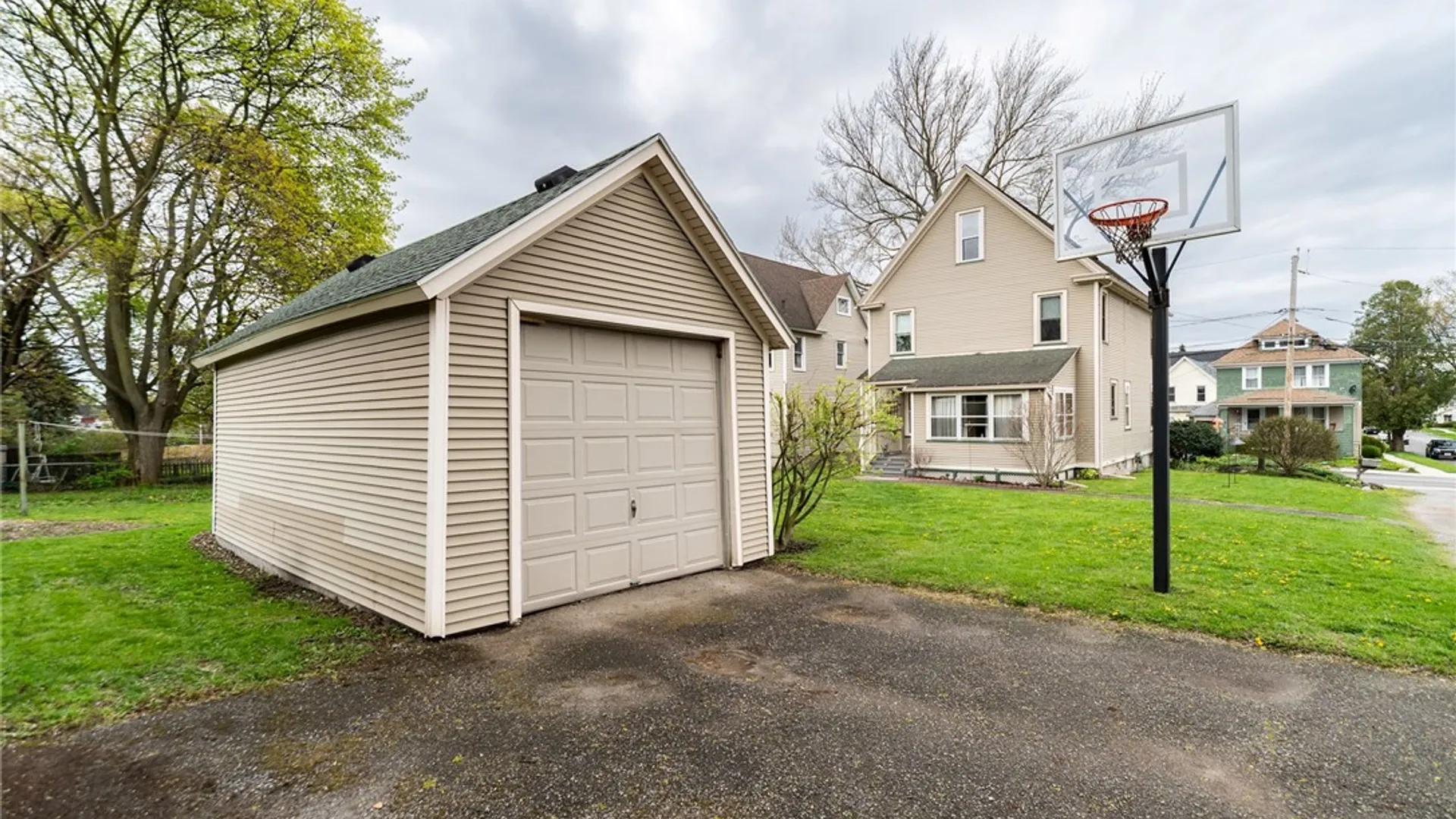 Property at 16 Elm Street, Batavia City, NY 14020 29